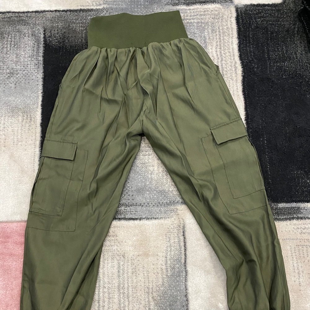 Army green high waist jogger pant